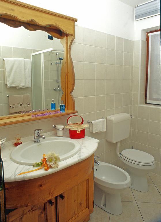 Agriturismo Prati Oitzinger Valbruna Habitación foto